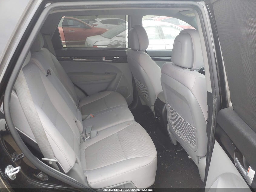 2015 Kia Sorento VIN 5XYKTDA77FG611391 IAAI salvage auction — NORMAL WEAR, Salvage (Texas), sold $500 on 2026-07-30 (photo 8)