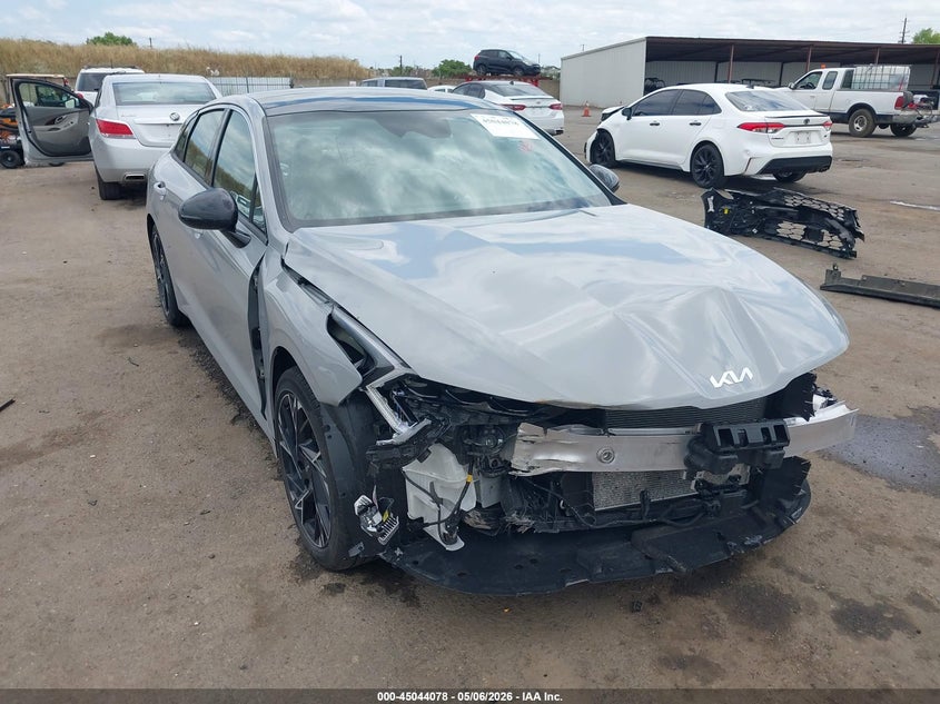 2025 Kia K5 VIN KNAG64J76S5318160 IAAI salvage auction — FRONT END, Salvage (California), sold $6,600 on 2026-07-08 (photo 1)