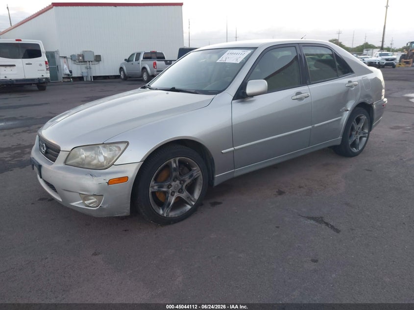 2002 Lexus Is 300 VIN JTHBD192820038066 IAAI salvage auction — REAR END, Clear (Hawaii), sold $550 on 2026-07-30 (photo 2)