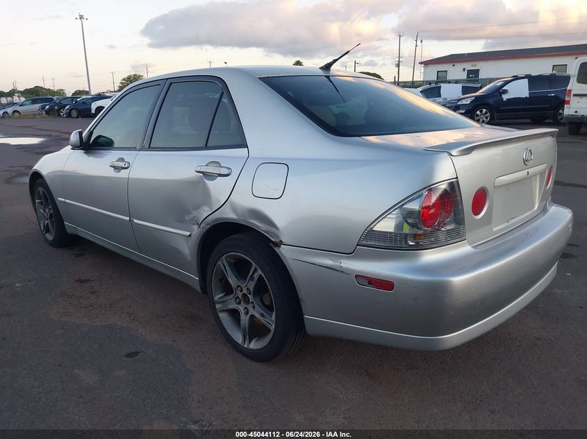 2002 Lexus Is 300 VIN JTHBD192820038066 IAAI salvage auction — REAR END, Clear (Hawaii), sold $550 on 2026-07-30 (photo 3)