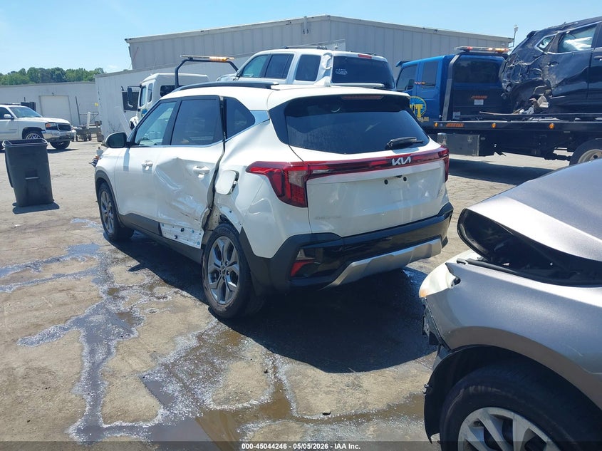 2024 Kia Seltos VIN KNDEU2AA1R7497299 IAAI salvage auction — LEFT SIDE, Salvage (North Carolina), sold $6,550 on 2026-07-16 (photo 3)