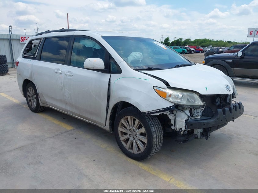 2015 Toyota Sienna VIN 5TDJK3DC2FS122286 IAAI salvage auction — FRONT END, Salvage (Texas), sold $975 on 2026-07-13 (photo 1)