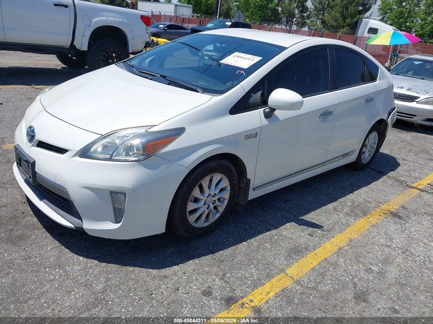 2015 Toyota Prius VIN JTDKN3DPXF3066596 IAAI salvage auction — REAR END, Salvage (California), sold $2,050 on 2026-07-21 (photo 2)