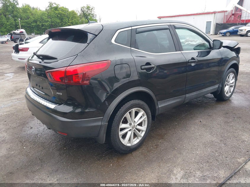 2017 Nissan Rogue VIN JN1BJ1CR7HW128141 IAAI salvage auction — FRONT END, Salvage - Greater Than 75% (Maryland), sold $2,100 on 2026-07-08 (photo 4)