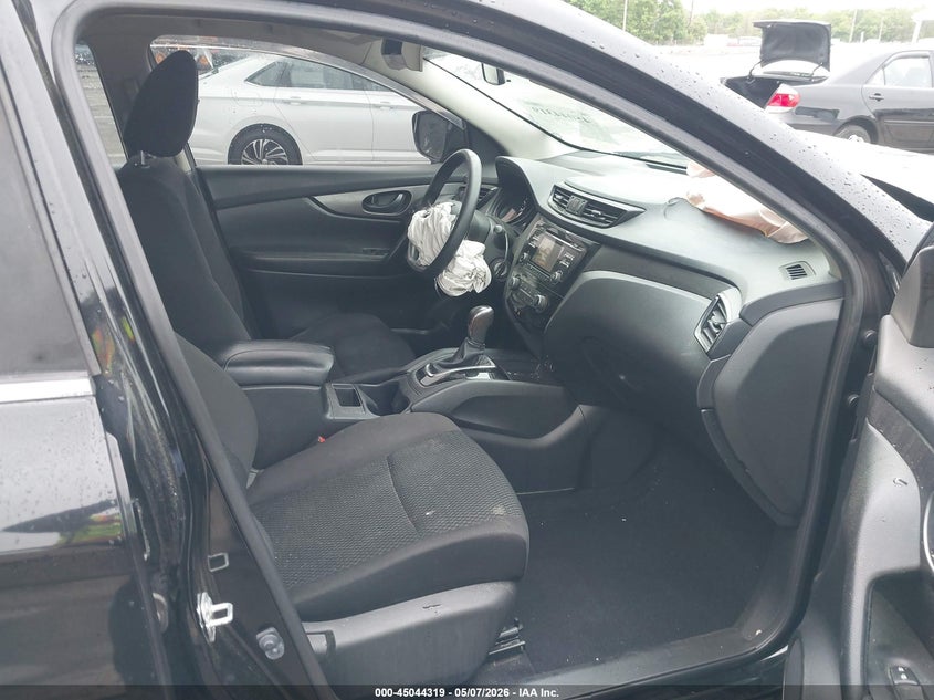 2017 Nissan Rogue VIN JN1BJ1CR7HW128141 IAAI salvage auction — FRONT END, Salvage - Greater Than 75% (Maryland), sold $2,100 on 2026-07-08 (photo 5)