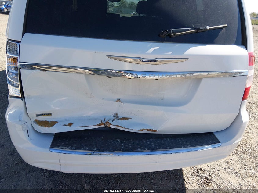 2016 Chrysler Town & country VIN 2C4RC1BG7GR157314 IAAI salvage auction — REAR END, Salvage (Montana), sold $1,850 on 2026-07-22 (photo 6)