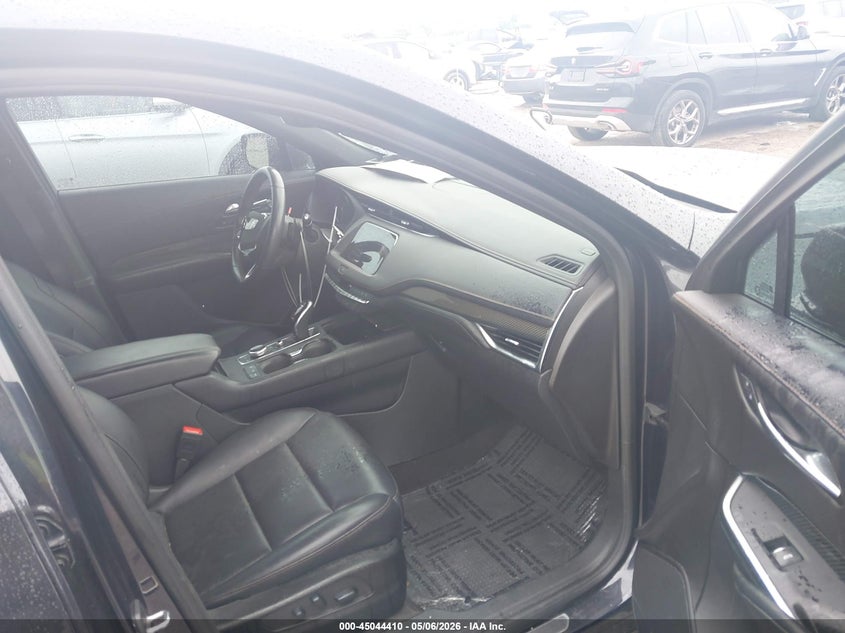 2022 Cadillac Xt4 VIN 1GYFZER46NF118989 IAAI salvage auction — RIGHT SIDE, Original (Texas), sold $8,500 on 2026-07-28 (photo 5)