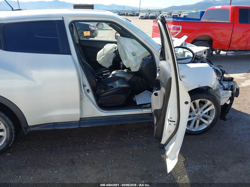 2013 Nissan Juke VIN JN8AF5MV5DT213511 IAAI salvage auction — FRONT END, Salvage (Montana), sold $175 on 2026-07-08 (photo 5)