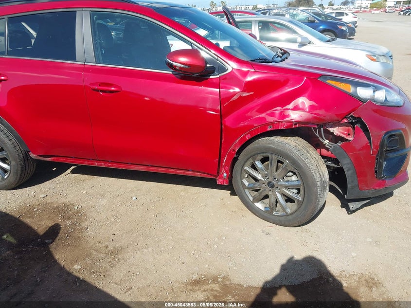 2022 Kia Sportage VIN KNDP63AC5N7025031 IAAI salvage auction — RIGHT SIDE, Salvage (California), sold $4,450 on 2026-07-20 (photo 6)