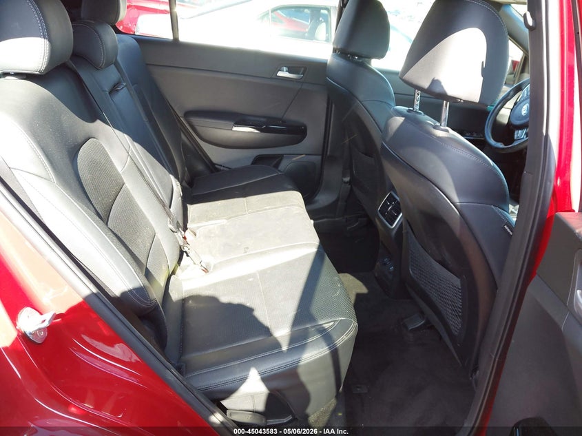 2022 Kia Sportage VIN KNDP63AC5N7025031 IAAI salvage auction — RIGHT SIDE, Salvage (California), sold $4,450 on 2026-07-20 (photo 8)