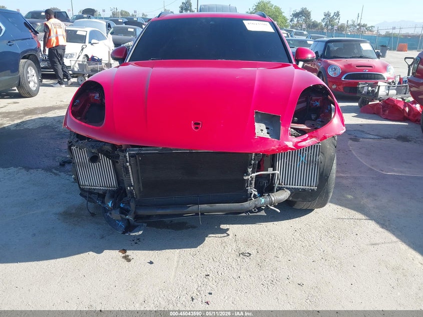 2021 Porsche Macan VIN WP1AB2A54MLB34727 IAAI salvage auction — FRONT END, Salvage (California), sold $25 on 2026-07-17 (photo 6)