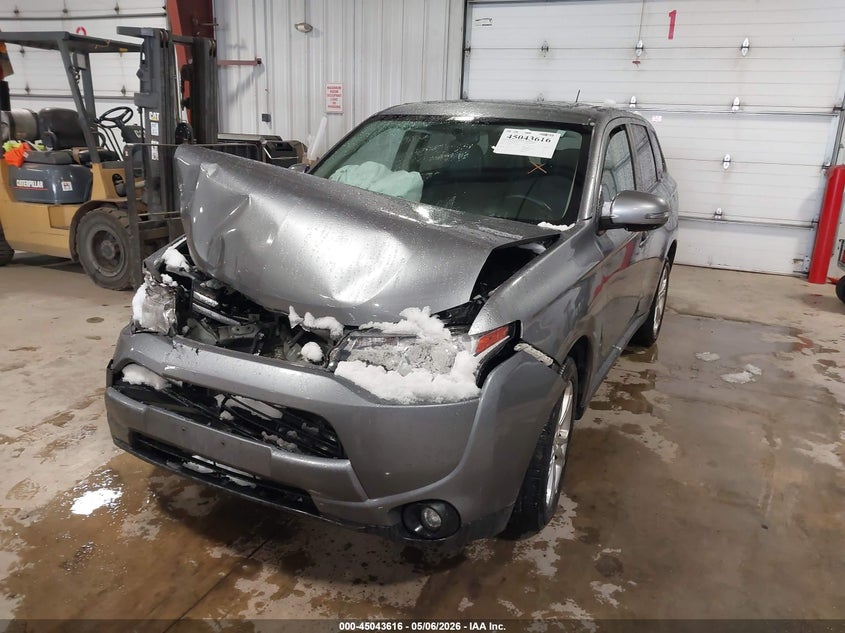 2014 Mitsubishi Outlander VIN JA4AD3A33EZ017343 IAAI salvage auction — FRONT END, Salvage (Colorado), sold $500 on 2026-07-07 (photo 2)