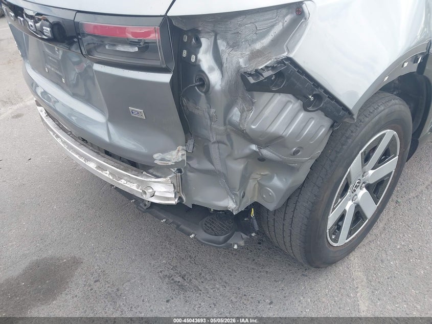 2024 Honda Prologue VIN 3GPKHWRM0RS534985 IAAI salvage auction — FRONT & REAR, Salvage (California), sold $8,350 on 2026-07-16 (photo 6)
