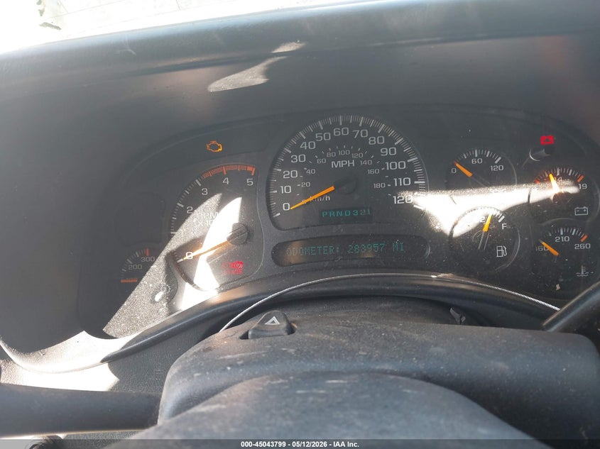 2003 Chevrolet Silverado VIN 1GCHK23183F109918 IAAI salvage auction — LEFT & RIGHT, Salvage (Idaho), sold $1,250 on 2026-07-09 (photo 7)