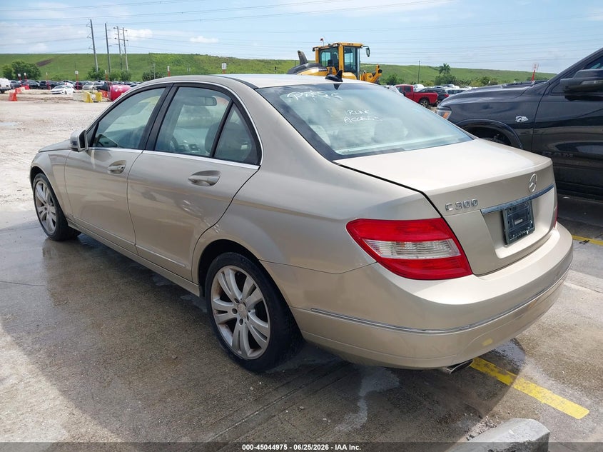 2010 Mercedes-benz C class VIN WDDGF5EB3AF416715 IAAI salvage auction — NORMAL WEAR, Clear (Florida), sold $325 on 2026-07-14 (photo 3)