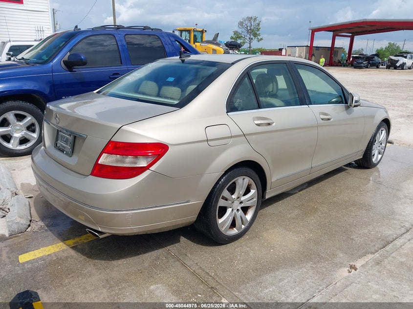 2010 Mercedes-benz C class VIN WDDGF5EB3AF416715 IAAI salvage auction — NORMAL WEAR, Clear (Florida), sold $325 on 2026-07-14 (photo 4)
