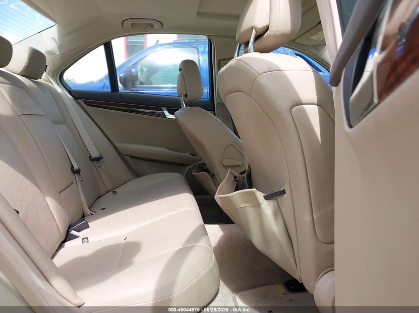 2010 Mercedes-benz C class VIN WDDGF5EB3AF416715 IAAI salvage auction — NORMAL WEAR, Clear (Florida), sold $325 on 2026-07-14 (photo 8)
