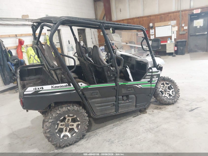 2017 Kawasaki VIN JKBRTCG19HB504518 IAAI salvage auction — FRONT END, Salvage (Pennsylvania), sold $300 on 2026-07-29 (photo 4)