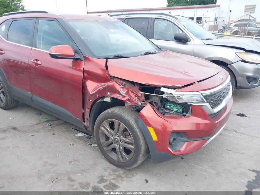 2021 Kia Seltos VIN KNDEU2AA5M7146503 IAAI salvage auction — RIGHT FRONT, Salvage (North Carolina), sold $2,550 on 2026-07-06 (photo 6)