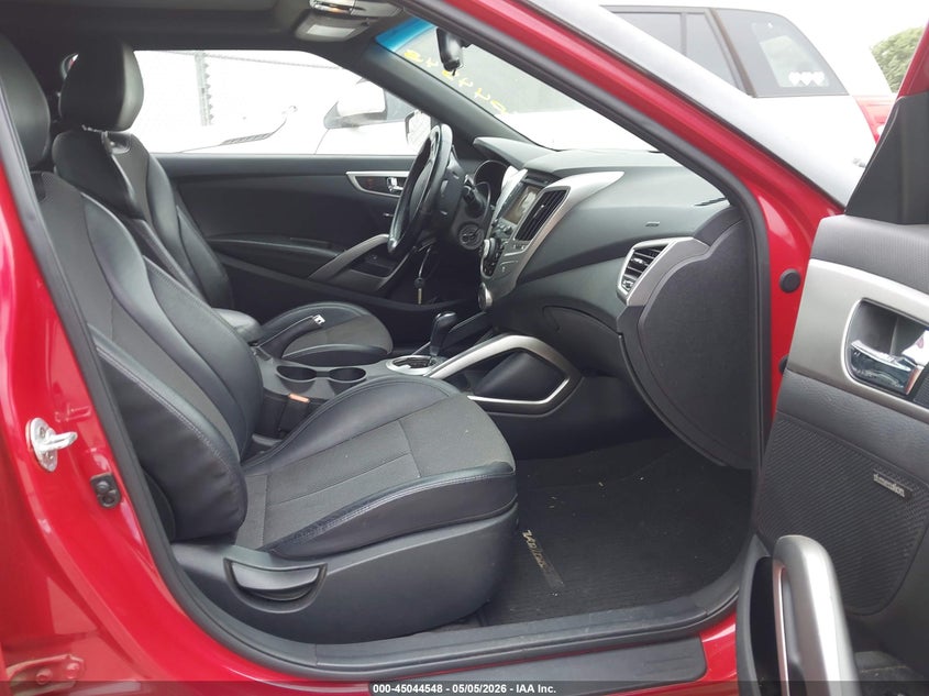 2016 Hyundai Veloster VIN KMHTC6AD7GU286999 IAAI salvage auction — NORMAL WEAR, Clear - Public Restricted (Oklahoma), sold $1,500 on 2026-07-08 (photo 5)