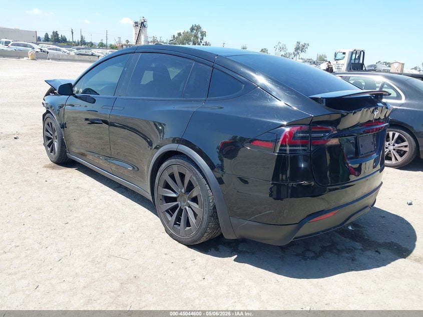 2023 Tesla Model x VIN 7SAXCDE51PF365674 IAAI salvage auction — FRONT & REAR, Salvage (California), sold $13,400 on 2026-08-28 (photo 3)