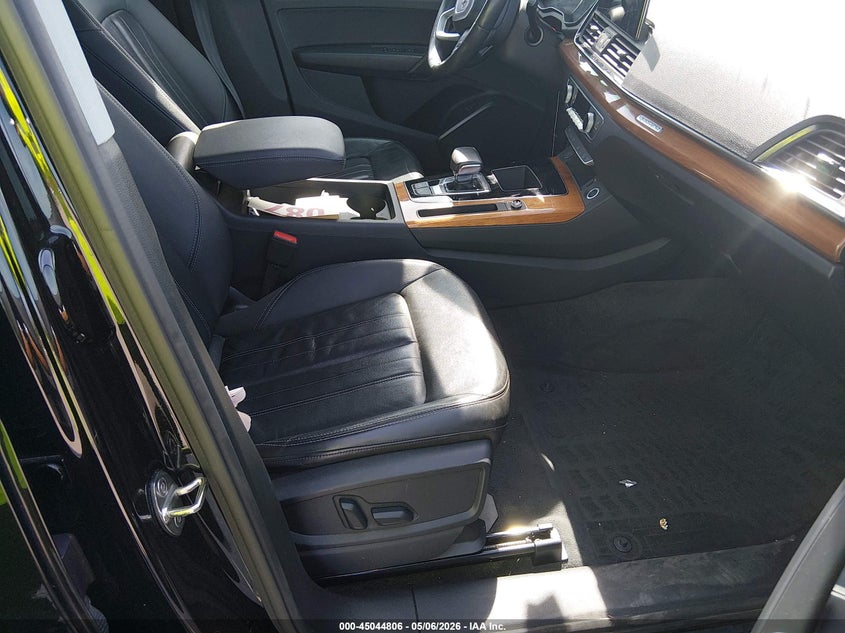 2023 Audi Q5 VIN WA1GAAFY9P2107197 IAAI salvage auction — RIGHT FRONT, Rebuildable (Florida), sold $13,450 on 2026-07-08 (photo 5)