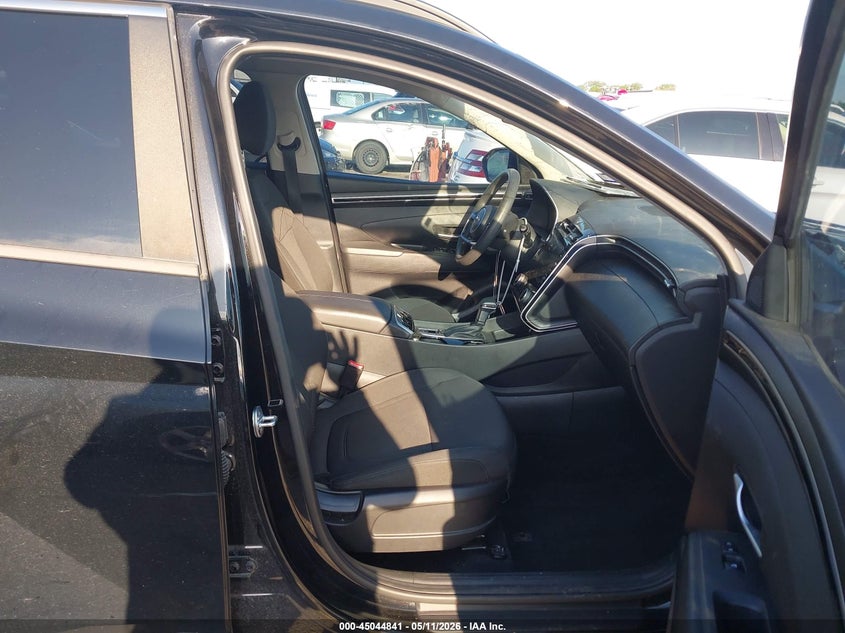 2022 Hyundai Tucson VIN 5NMJB3AE4NH039093 IAAI salvage auction — HAIL, Original (Texas), sold $9,975 on 2026-08-25 (photo 5)