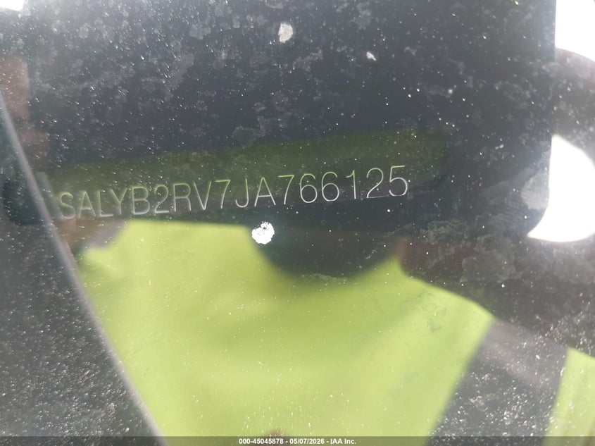 2018 Land rover Range rover velar VIN SALYB2RV7JA766125 IAAI salvage auction — FRONT END, Original (Texas), sold $8,000 on 2026-07-22 (photo 9)