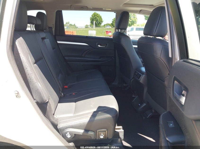 2019 Toyota VIN 5TDJGRFH5KS053083 IAAI salvage auction — FRONT END, Salvage (Missouri), sold $16,700 on 2026-07-07 (photo 8)