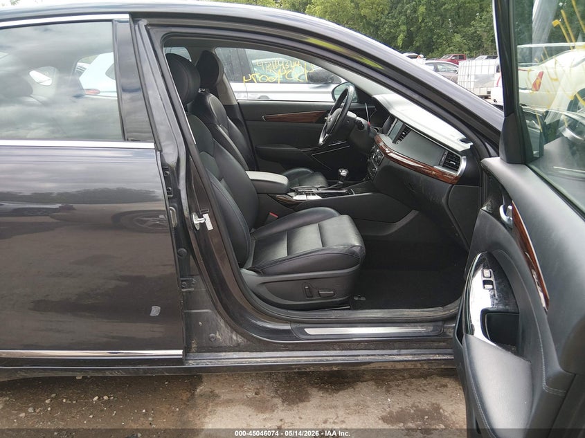 2017 Kia Cadenza VIN KNALB4J12H5055387 IAAI salvage auction — RIGHT FRONT, Salvage (Missouri), sold $2,825 on 2026-07-08 (photo 5)