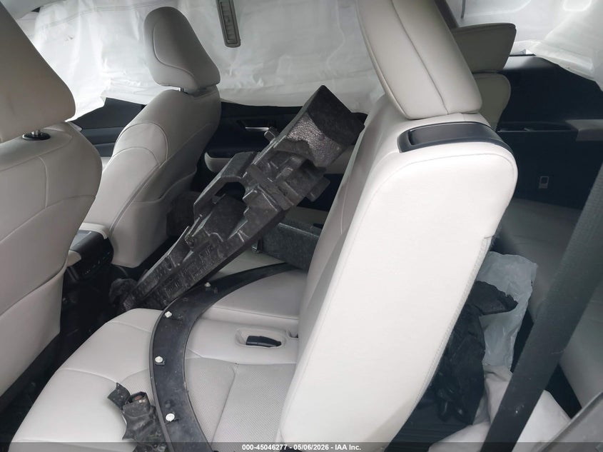 2024 Toyota Highlander VIN 5TDAAAB59RS050678 IAAI salvage auction — FRONT END, Mv-907A (New York), sold $12,750 on 2026-07-14 (photo 8)