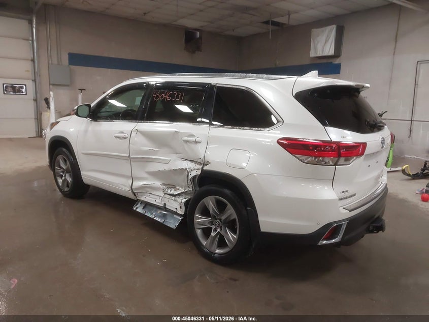 2017 Toyota Highlander VIN 5TDDZRFH2HS443509 IAAI salvage auction — LEFT SIDE, Salvage Title, sold $8,200 on 2026-07-20 (photo 3)