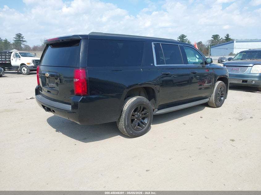 2018 Chevrolet Suburban VIN 1GNSKHKC0JR343341 IAAI salvage auction — NORMAL WEAR, Clear (Massachusetts), sold $1,650 on 2026-07-19 (photo 4)