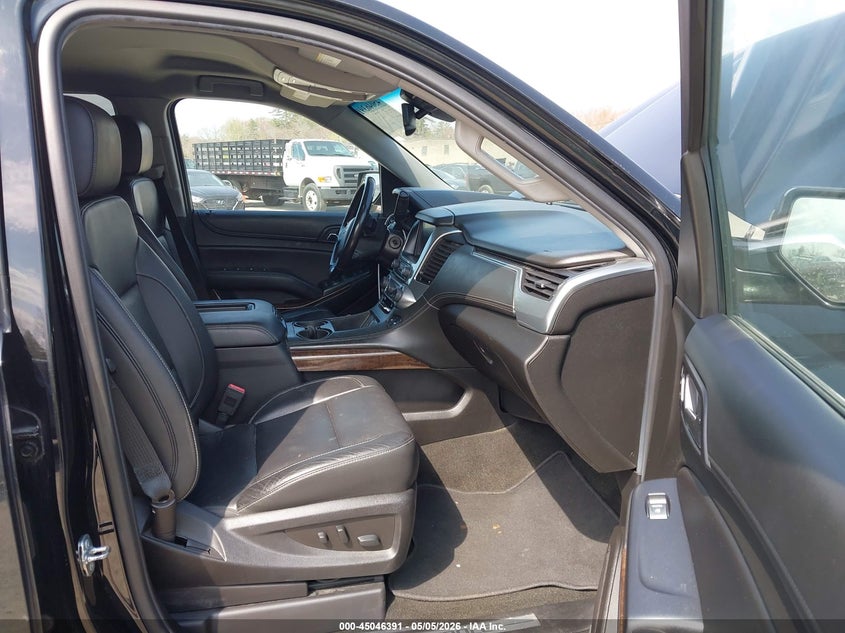 2018 Chevrolet Suburban VIN 1GNSKHKC0JR343341 IAAI salvage auction — NORMAL WEAR, Clear (Massachusetts), sold $1,650 on 2026-07-19 (photo 5)