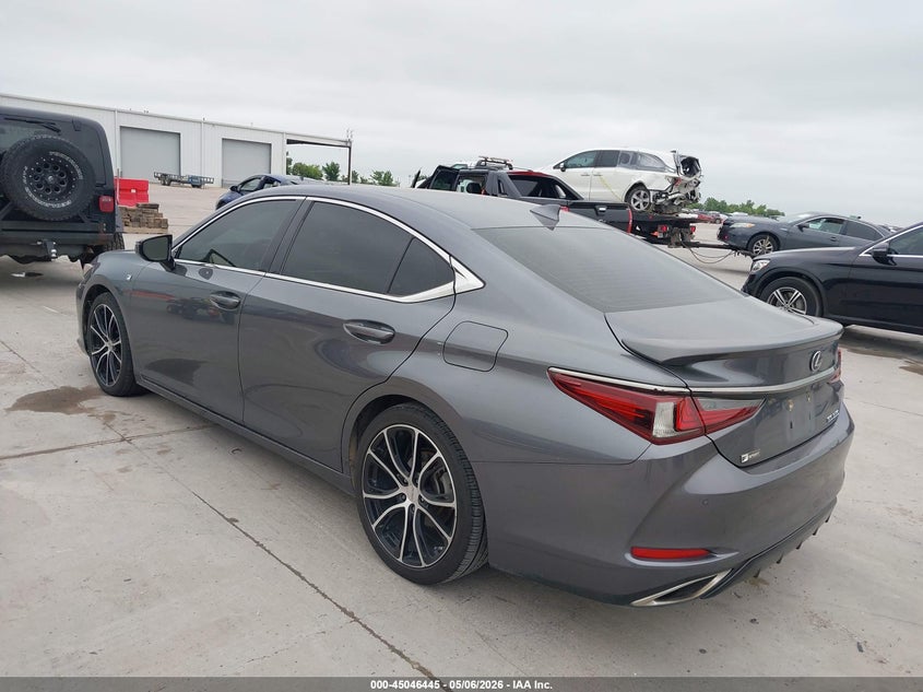 2019 Lexus ES VIN 58ABZ1B10KU042940 IAAI salvage auction — WATER/FLOOD, Salvage (Texas), sold $10,250 on 2026-07-29 (photo 3)