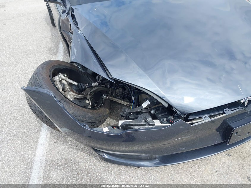 2024 Tesla Model s VIN 5YJSA1E52RF535152 IAAI salvage auction — SIDE, Salvage Title, sold $21,100 on 2026-10-22 (photo 6)