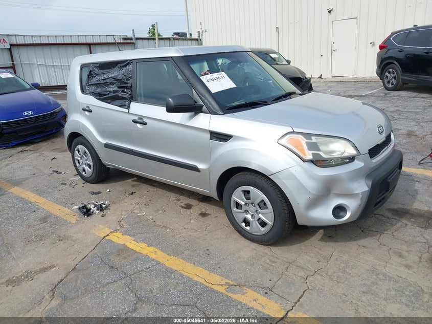 2011 Kia Soul VIN KNDJT2A13B7332488 IAAI salvage auction — THEFT, Salvage (Georgia), sold $325 on 2026-07-10 (photo 1)