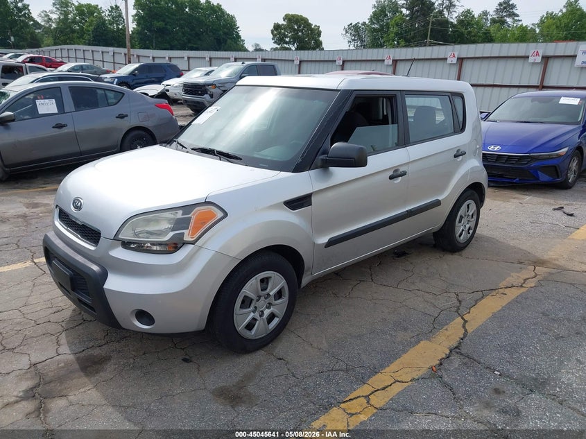 2011 Kia Soul VIN KNDJT2A13B7332488 IAAI salvage auction — THEFT, Salvage (Georgia), sold $325 on 2026-07-10 (photo 2)