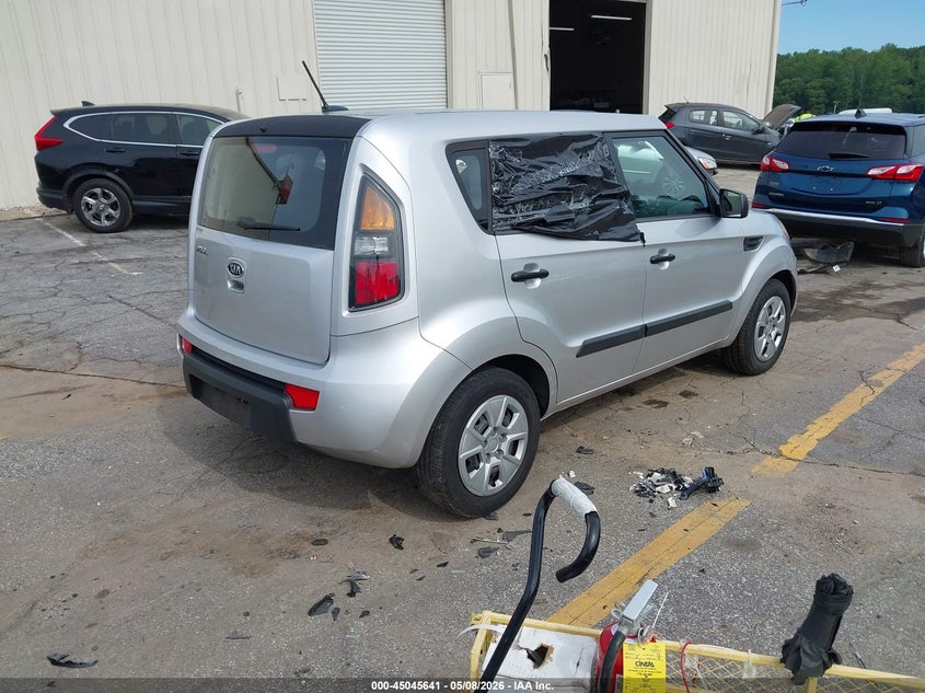 2011 Kia Soul VIN KNDJT2A13B7332488 IAAI salvage auction — THEFT, Salvage (Georgia), sold $325 on 2026-07-10 (photo 4)