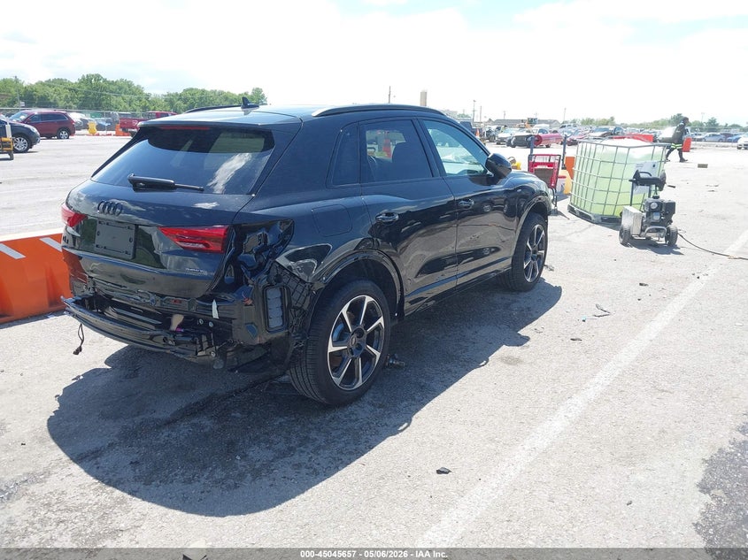 2025 Audi Q3 VIN WA1EECF37S1079930 IAAI salvage auction — REAR END, Salvage (Missouri), sold $11,800 on 2026-07-21 (photo 4)