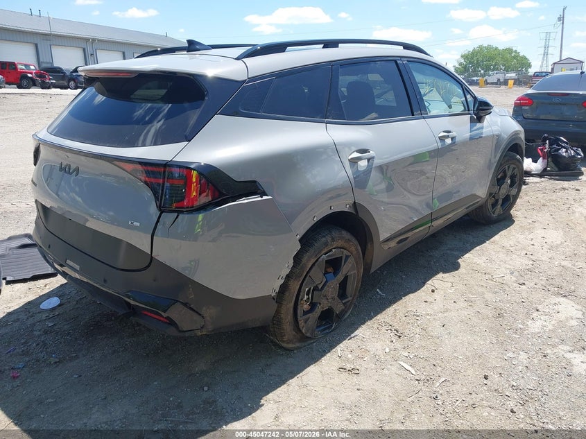 2026 Kia Sportage VIN KNDPVDDGXT7271626 IAAI salvage auction — LEFT & RIGHT, Salvage Title, sold $10,200 on 2026-07-29 (photo 4)