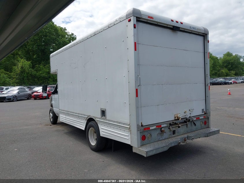 2009 Ford E-450 VIN 1FDXE45S89DA11332 IAAI salvage auction — FRONT END, Salvage (Connecticut), sold $200 on 2026-07-08 (photo 3)
