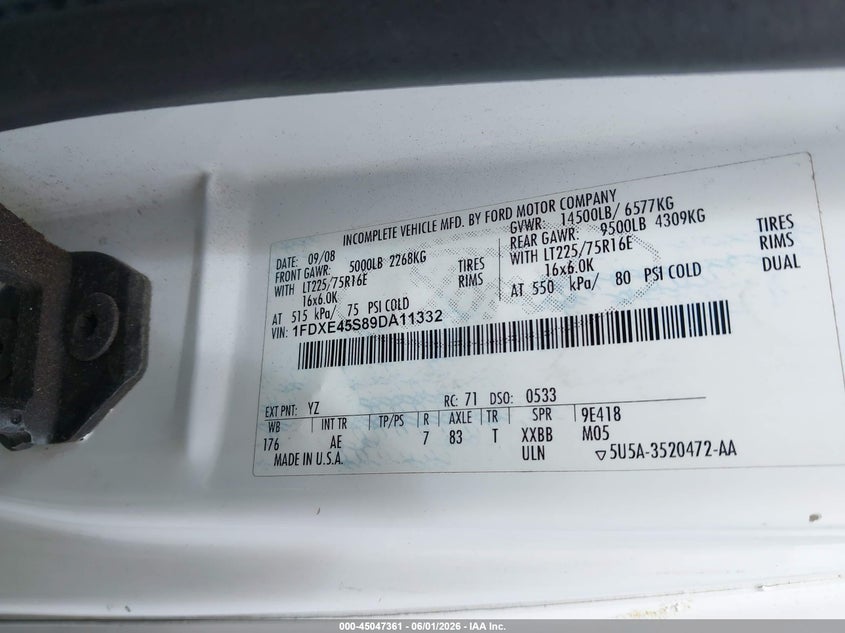 2009 Ford E-450 VIN 1FDXE45S89DA11332 IAAI salvage auction — FRONT END, Salvage (Connecticut), sold $200 on 2026-07-08 (photo 9)