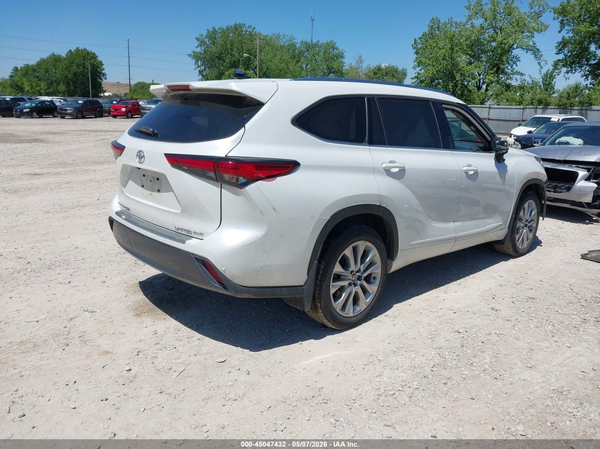 2023 Toyota Highlander VIN 5TDKDRBH3PS015846 IAAI salvage auction — FRONT END, Salvage (Ohio), sold $17,600 on 2026-07-29 (photo 4)
