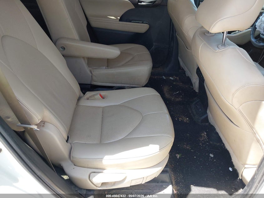 2023 Toyota Highlander VIN 5TDKDRBH3PS015846 IAAI salvage auction — FRONT END, Salvage (Ohio), sold $17,600 on 2026-07-29 (photo 8)