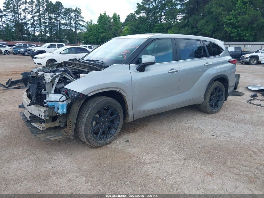 2023 Toyota Highlander VIN 5TDKDRAH3PS041283 IAAI salvage auction — FRONT END, Original (Texas), sold $13,500 on 2026-07-30 (photo 2)