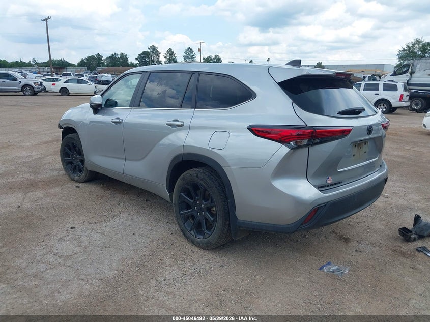 2023 Toyota Highlander VIN 5TDKDRAH3PS041283 IAAI salvage auction — FRONT END, Original (Texas), sold $13,500 on 2026-07-30 (photo 3)