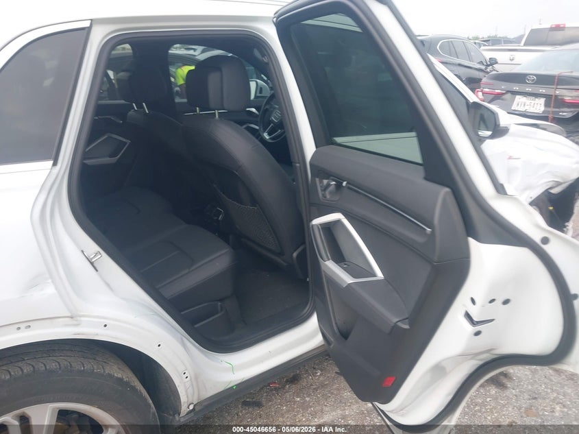 2024 Audi Q3 VIN WA1DECF37R1047971 IAAI salvage auction — RIGHT FRONT, Original (Texas), sold $8,825 on 2026-07-29 (photo 8)