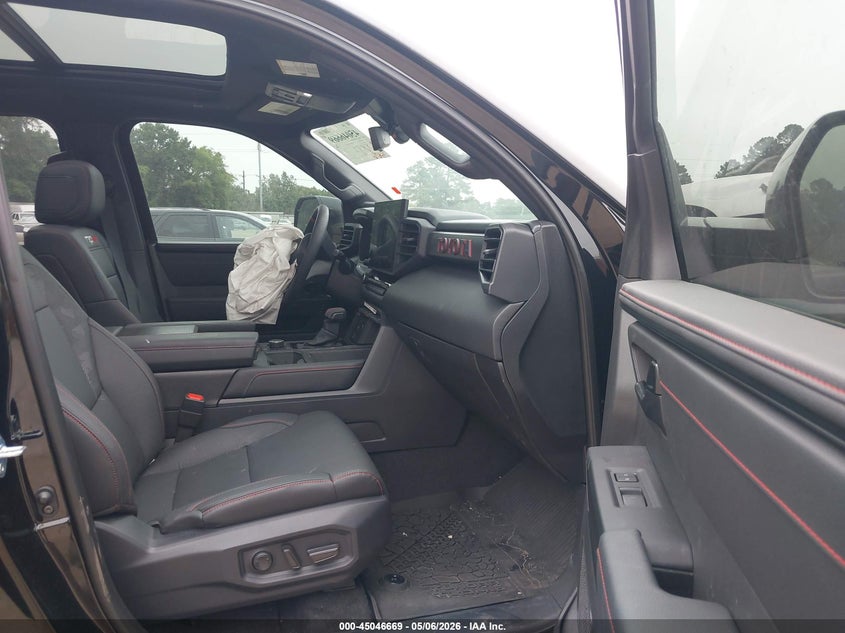 2025 Toyota Tundra VIN 5TFPC5DB2SX113599 IAAI salvage auction — FRONT END, Original (Texas), sold $27,500 on 2026-07-23 (photo 5)