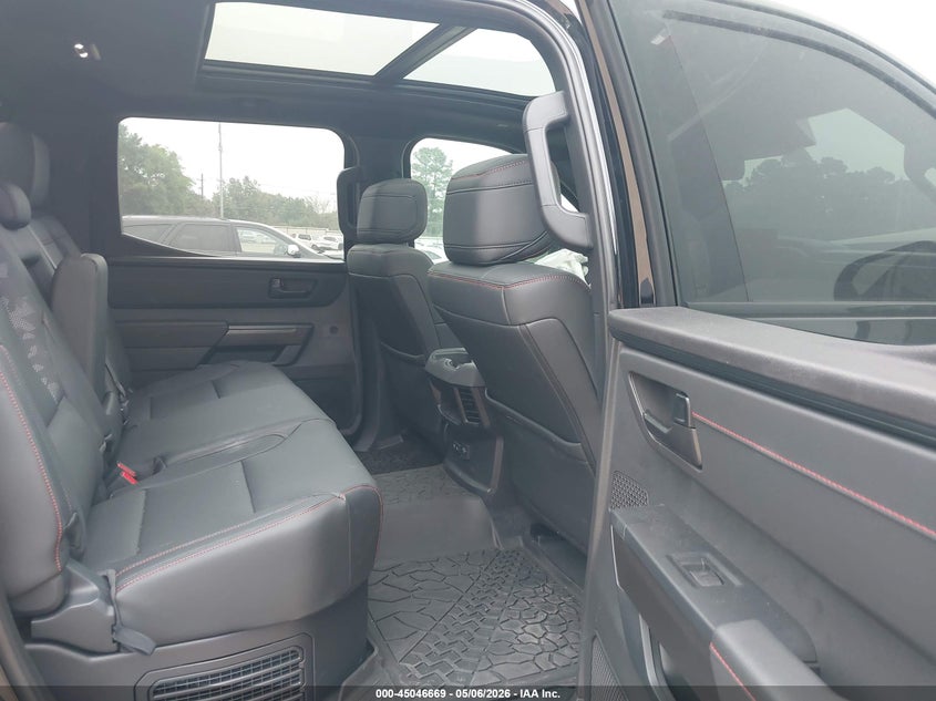 2025 Toyota Tundra VIN 5TFPC5DB2SX113599 IAAI salvage auction — FRONT END, Original (Texas), sold $27,500 on 2026-07-23 (photo 8)